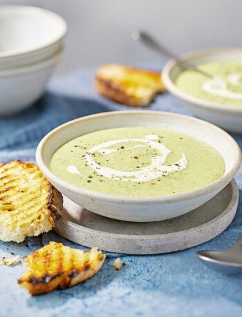 https://www.pontalo.net - Slow cooker broccoli & cheese soup