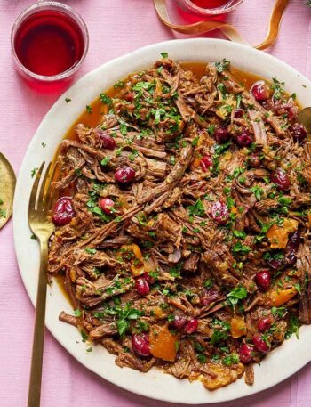 https://www.pontalo.net - Slow cooker cinnamon & orange beef