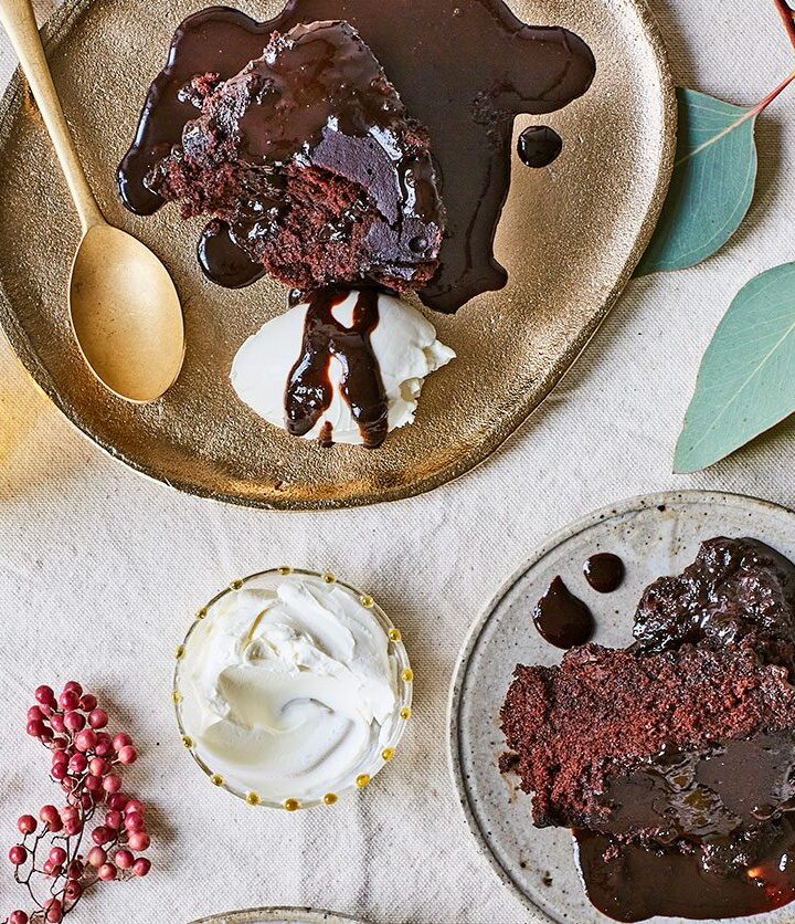 https://www.pontalo.net - Slow cooker hot chocolate fondant cake