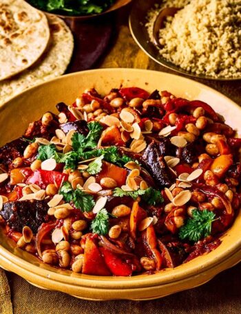 https://www.pontalo.net - Smoky aubergine & pepper tagine