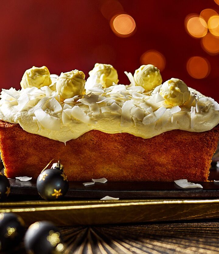 https://www.pontalo.net - Snowy coconut loaf cake