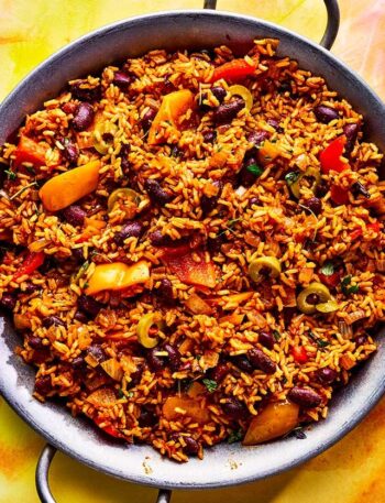 https://www.pontalo.net - One-pot vegan rice and beans