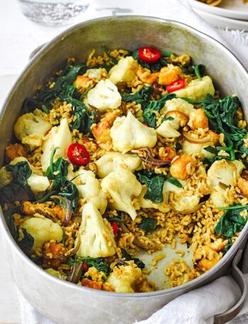 https://www.pontalo.net - Spicy cauliflower & halloumi rice