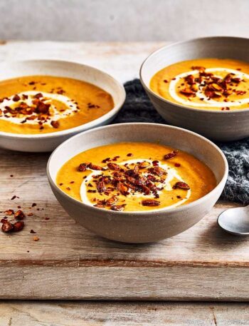 https://www.pontalo.net - Spicy pumpkin soup