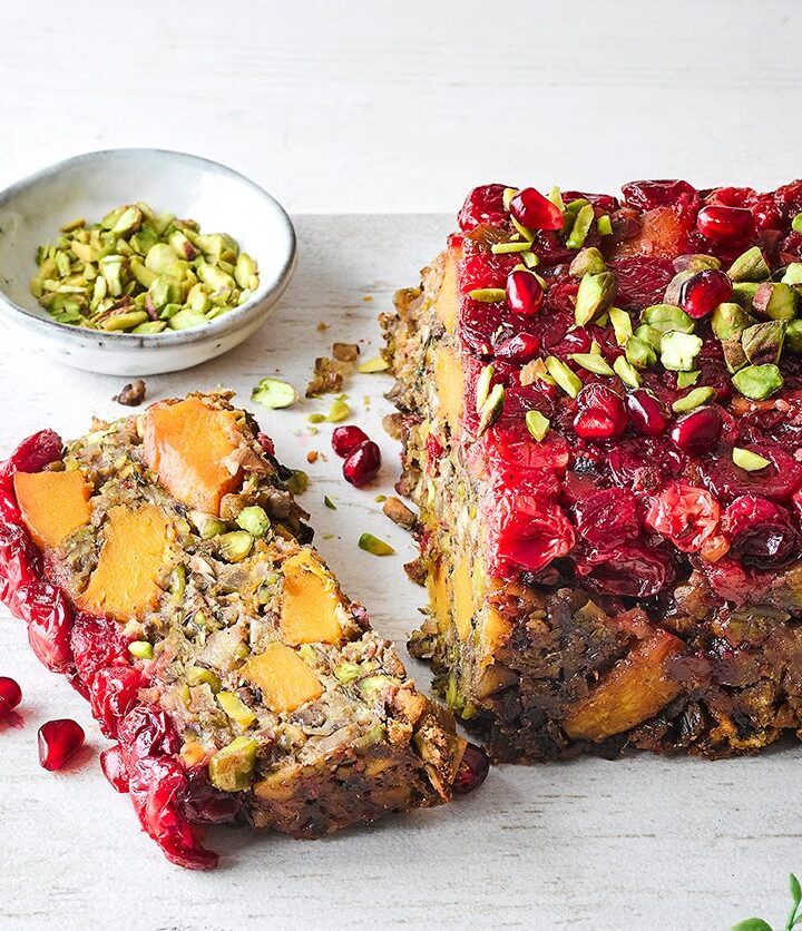 https://www.pontalo.net - Easy vegan nut roast