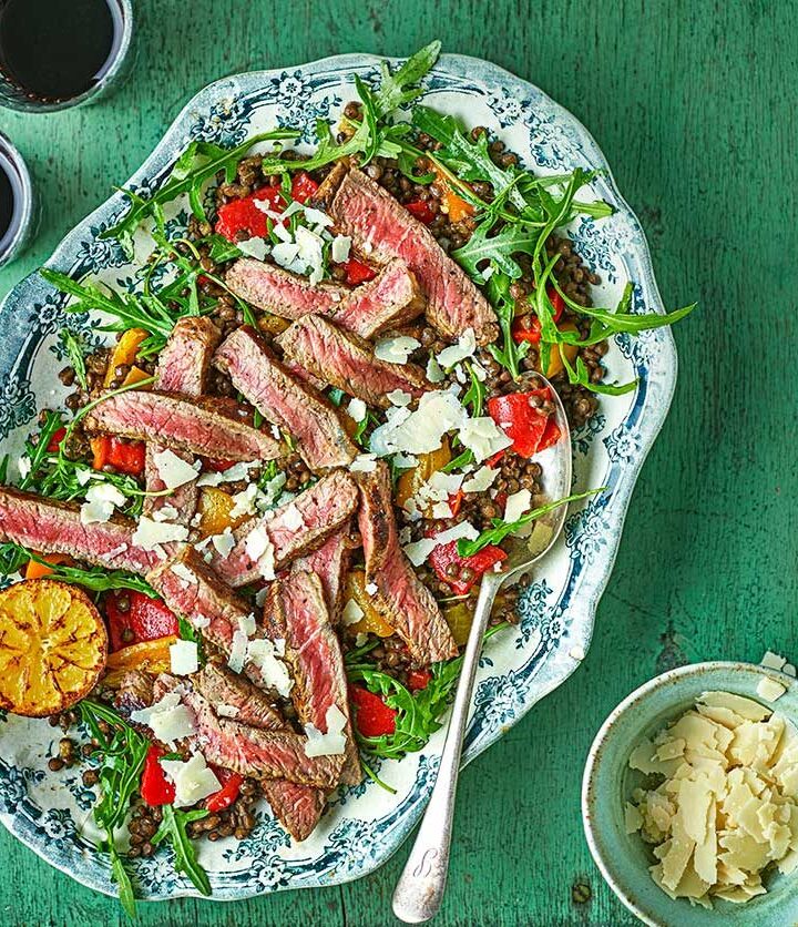 https://www.pontalo.net - Steak tagliata with lemony lentils