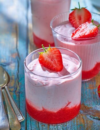 https://www.pontalo.net - Easy strawberry mousse