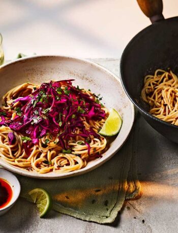 https://www.pontalo.net - Tahini noodles with red cabbage & Sichuan peppercorn slaw