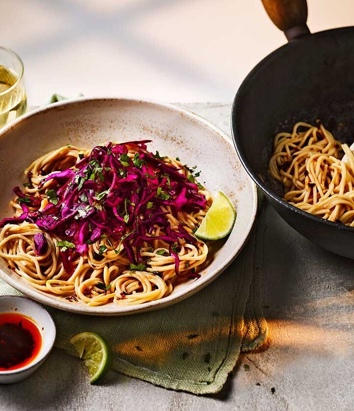 https://www.pontalo.net - Tahini noodles with red cabbage & Sichuan peppercorn slaw