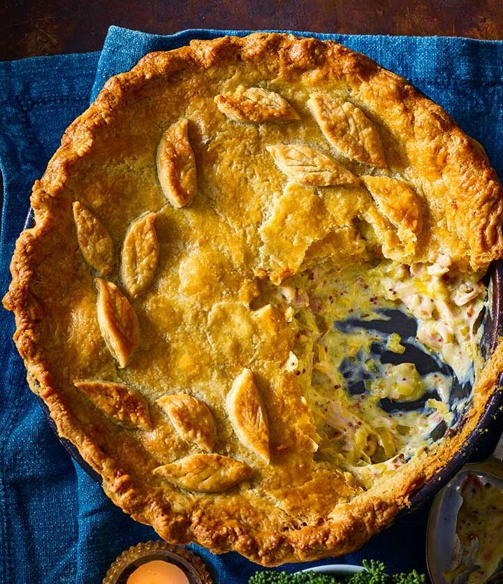 https://www.pontalo.net - Turkey & leek pie