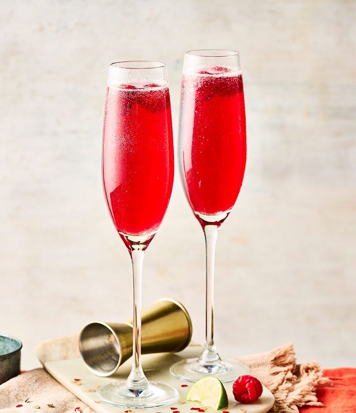 https://www.pontalo.net - Valentine's Day cocktail