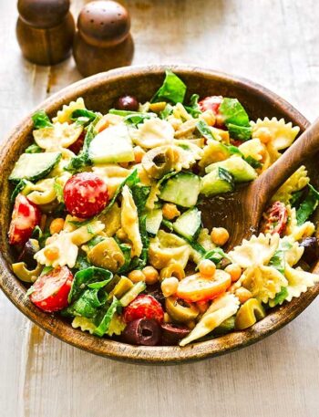 https://www.pontalo.net - Veggie hummus pasta salad