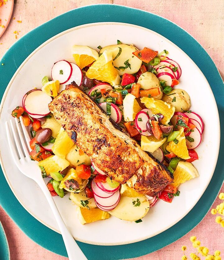 https://www.pontalo.net - Wild salmon with radish & orange slaw