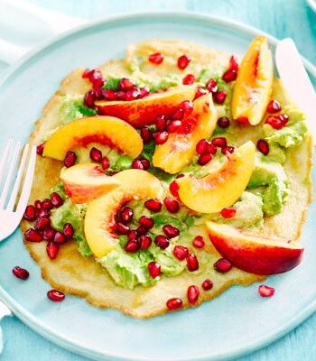 https://www.pontalo.net - Almond crêpes with avocado & nectarines