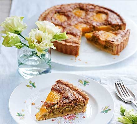 https://www.pontalo.net - Apricot & pistachio frangipane tart