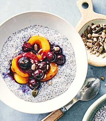 https://www.pontalo.net - Apricot & seed overnight chia