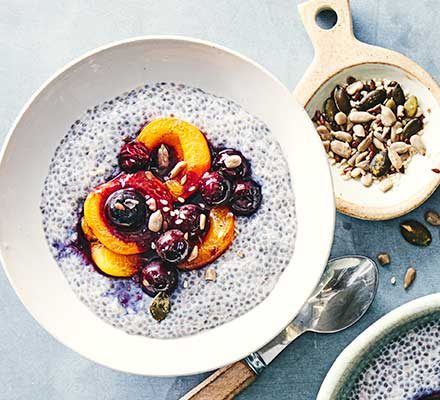 https://www.pontalo.net - Apricot & seed overnight chia