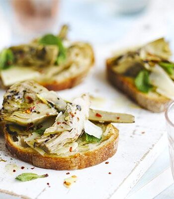 https://www.pontalo.net - Artichoke & pecorino bruschetta