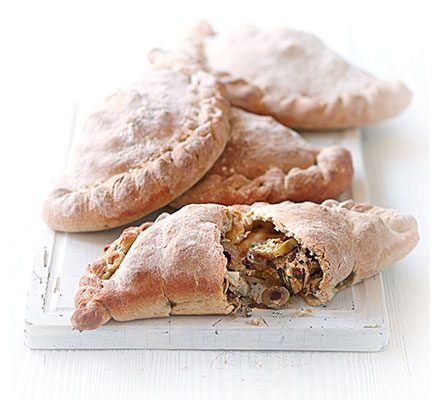 https://www.pontalo.net - Artichoke & olive calzones