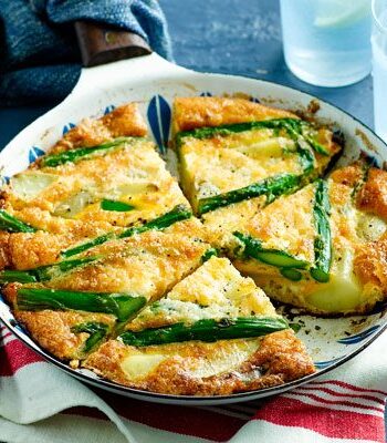 https://www.pontalo.net - Asparagus & new potato frittata