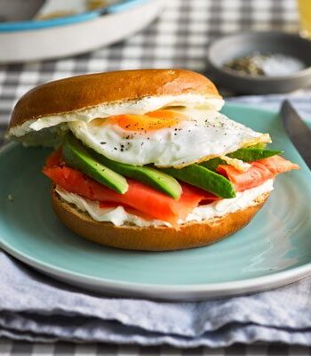 https://www.pontalo.net - Breakfast bagel club