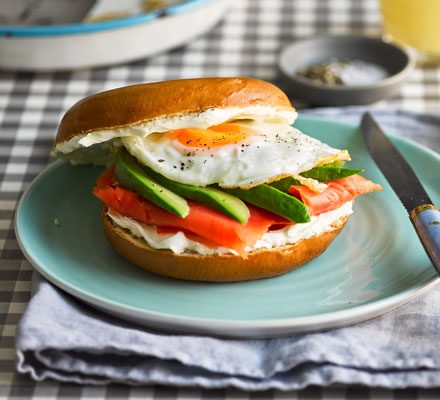 https://www.pontalo.net - Breakfast bagel club