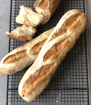 https://www.pontalo.net - Baguettes (French bread)