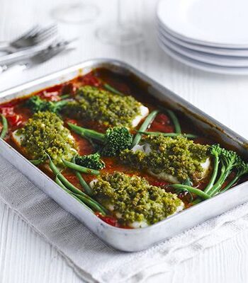 https://www.pontalo.net - Baked fish with tomatoes