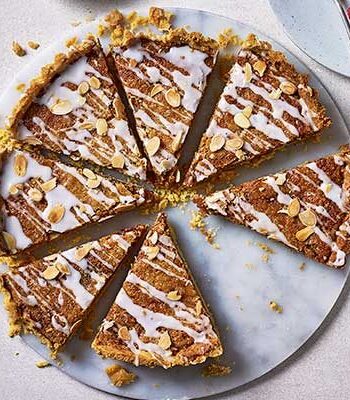 https://www.pontalo.net - Next level bakewell tart