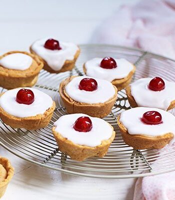 https://www.pontalo.net - Mini bakewell tarts