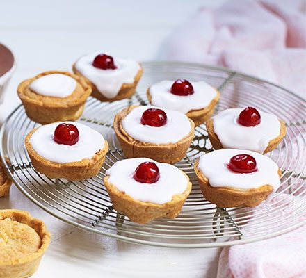 https://www.pontalo.net - Mini bakewell tarts