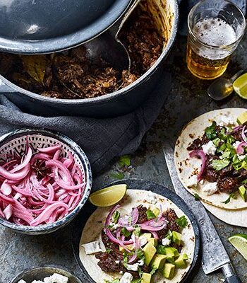 https://www.pontalo.net - Barbacoa pulled-beef tacos