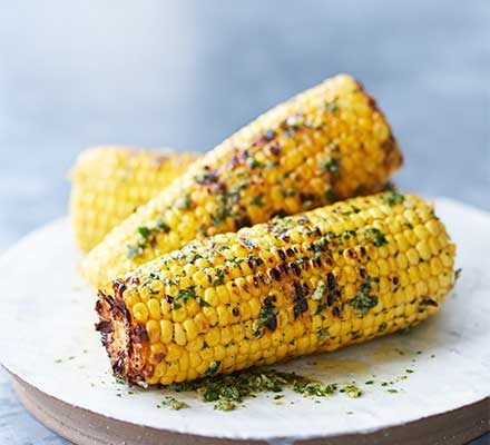 https://www.pontalo.net - BBQ corn cobs with comté & herb butter