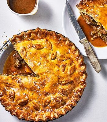 https://www.pontalo.net - Next level steak & ale pie