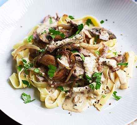 https://www.pontalo.net - Beef stroganoff