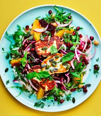 https://www.pontalo.net - Beetroot & halloumi salad with pomegranate and dill