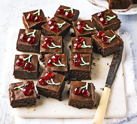 https://www.pontalo.net - Black Forest brownies