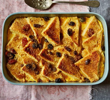 https://www.pontalo.net - Bread and butter pudding