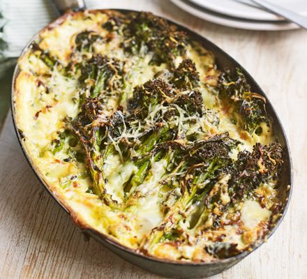 https://www.pontalo.net - Purple sprouting broccoli & kale gratin