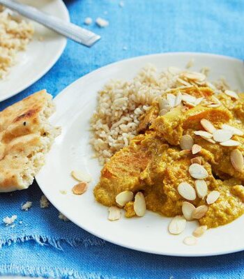 https://www.pontalo.net - Butternut korma with mini naans