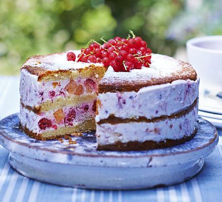 https://www.pontalo.net - Peach & red berry ice cream cake