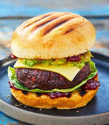 https://www.pontalo.net - Beetroot burger