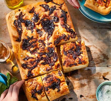 https://www.pontalo.net - Caramelised onion focaccia