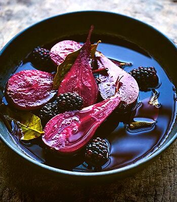 https://www.pontalo.net - Cassis & bay-baked pears with blackberries