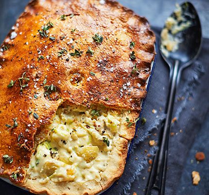 https://www.pontalo.net - Cheddar cheese & shallot pie with fennel seed pastry