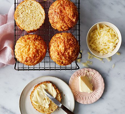 https://www.pontalo.net - Classic cheese scones