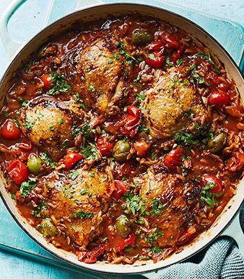 https://www.pontalo.net - Chicken cacciatore one-pot with orzo