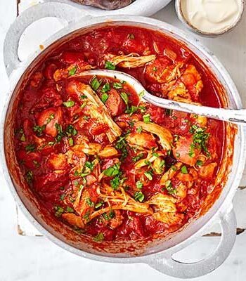 https://www.pontalo.net - Chicken & chorizo ragu