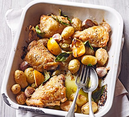 https://www.pontalo.net - Chicken & new potato traybake