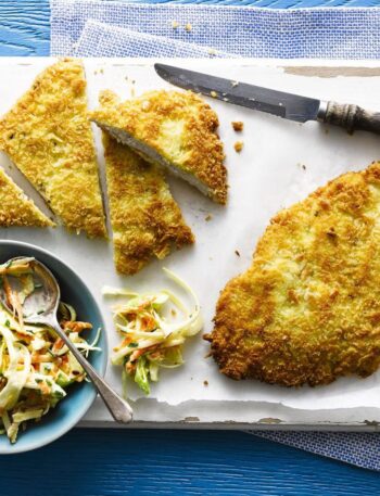 https://www.pontalo.net - Chicken schnitzel with coleslaw